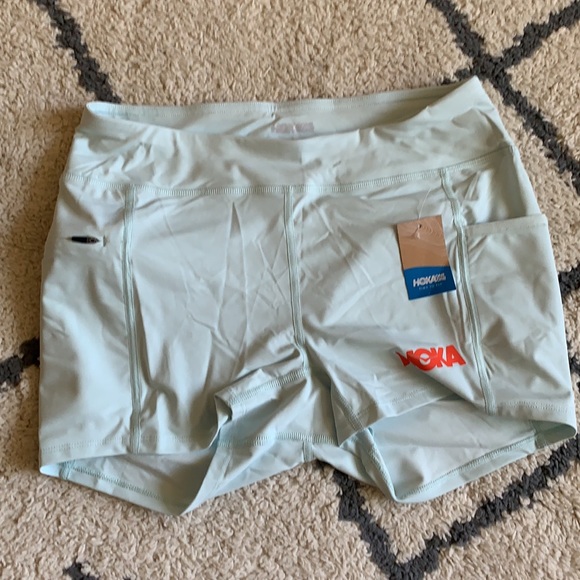 Hoka One One performance knit 3” short - Picture 2 of 8